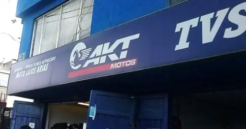 MOTO LUJOS ARIAS MOTO LUJOS ARIAS